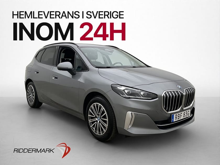 Bild 1 av BMW 225e xDrive Active Tourer 245hk Luxury Line Wide Kamera Drag CarPlay
