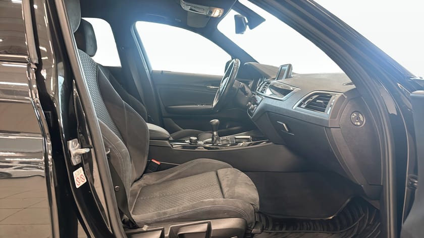 Bild 3 av BMW 118i 5-dörrars (136hk) M-SPORT / BLUETOOTH
