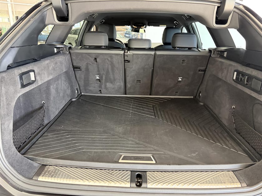 Bild 5 av BMW i5 xDrive40 Touring M Sport Active Ed Drag DA H K