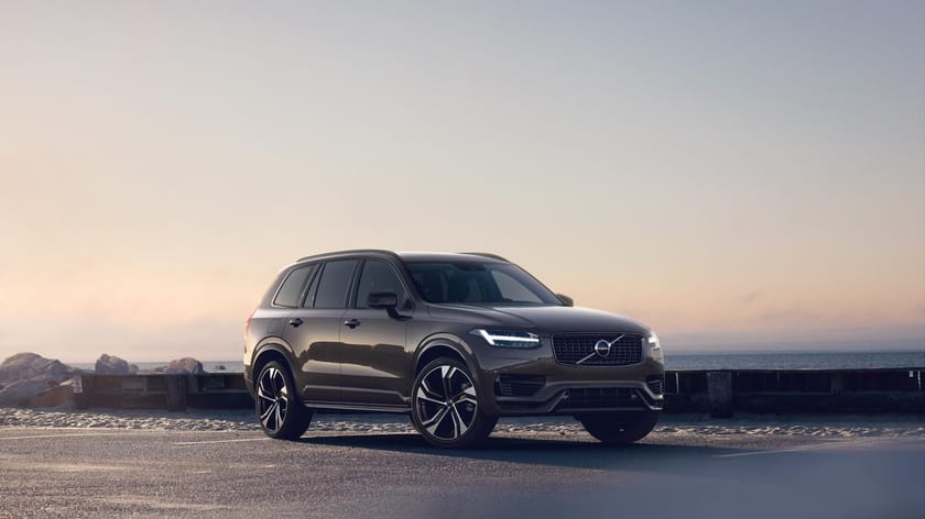 Bilde 2 av Volvo XC90 7-seater Recharge T8 AWD Plus Dark 22'', krok, panoramatak ++