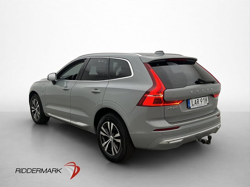Bild 4 av Volvo XC60 T6 AWD Core Edition Pano H/K Drag Kamera CarPlay