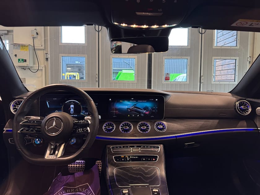 Bild 5 av Mercedes-Benz AMG E 53 4MATIC+ Coupé