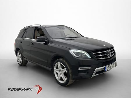 Mercedes-Benz ML 350 BlueTEC 4MATIC 258hk AMG Pano H/K Navi Värmare Drag