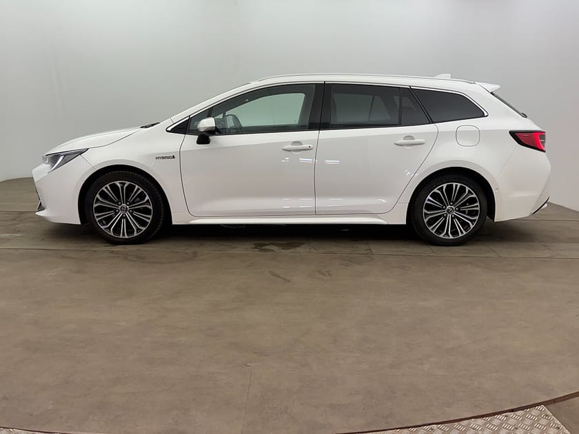 Bild 3 av Toyota Corolla Touring Sports Hybrid Executive Backkamera Drag