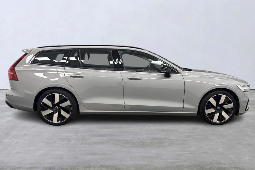 Bild 3 av Volvo V60 Recharge T6 II Ultimate Dark
