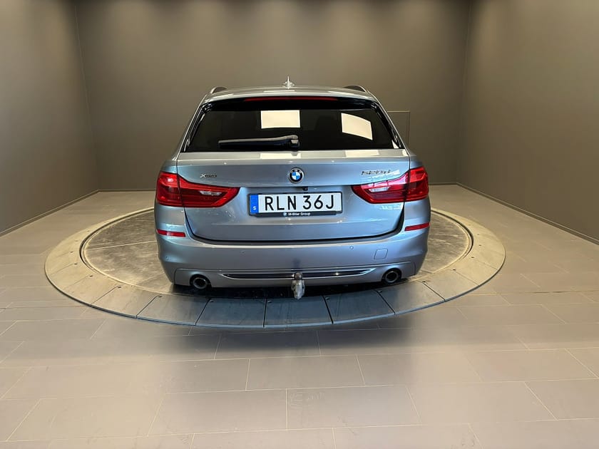 Bild 4 av BMW 520d xDrive Touring Steptronic Sport line Euro 6