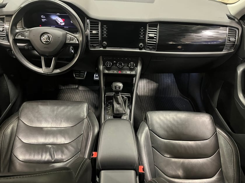 Bild 5 av Škoda Kodiaq 2.0 TDI 4x4 *SKINN/DRAG/S&V-hjul/VÄRMARE*