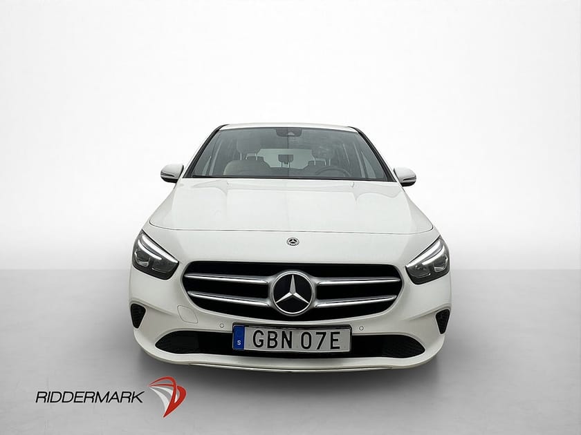 Bild 2 av Mercedes-Benz B 180 7G-DCT 136hk Drag Skinn Kamera Navi
