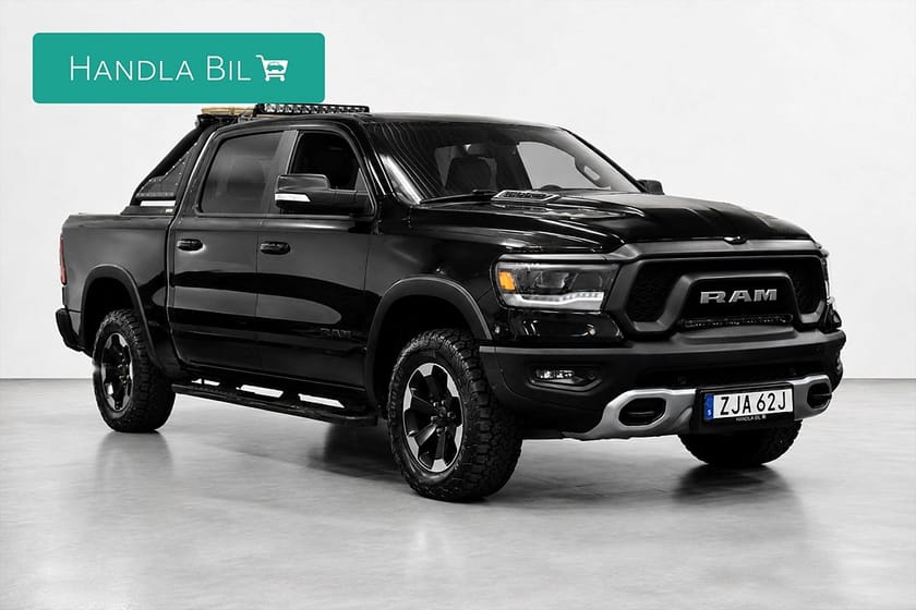 Bild 4 av RAM 1500 Crew Cab 5.7 V8 4x4 Rebel Luft Släde Pano Alpine Skinn Moms Drag