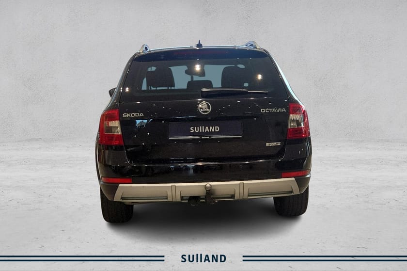 Bilde 4 av Škoda Octavia Scout | krok | Webasto | Ryggekamera