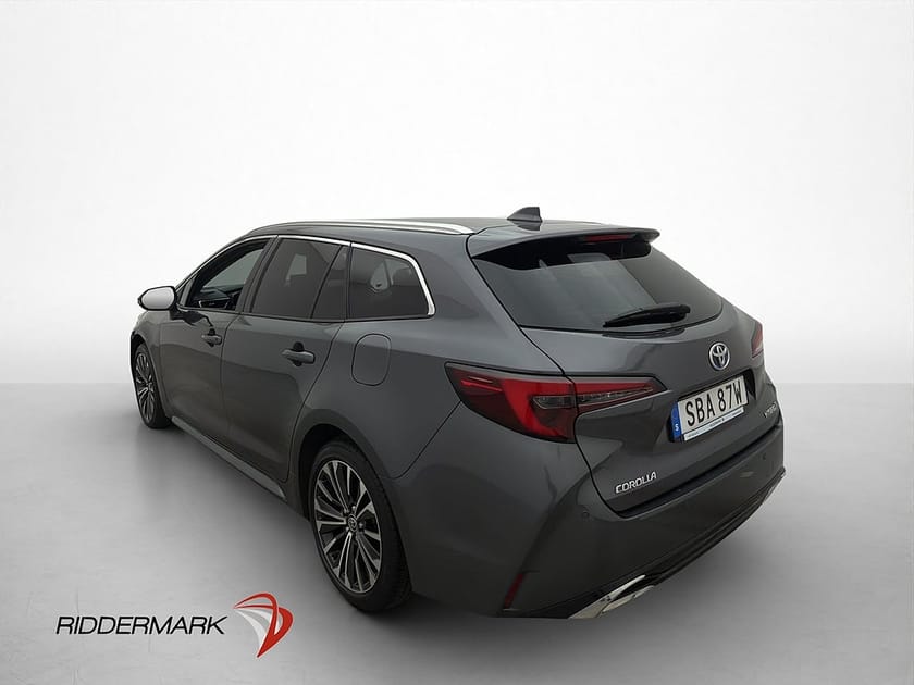 Bild 5 av Toyota Corolla Touring Sports Hybrid Style Plus Cockpit Kamera Navi