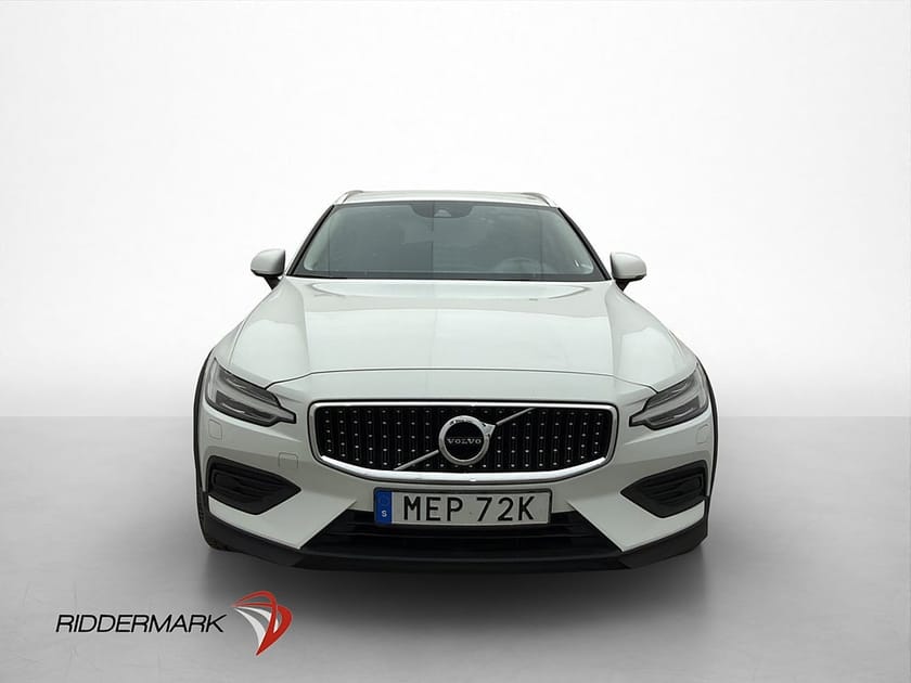 Bild 2 av Volvo V60 Cross Country D4 AWD Momentum Värm Sensorer Drag