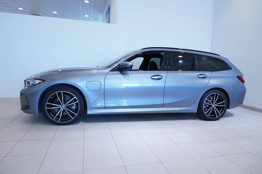 Bild 4 av BMW 330e xDrive Touring