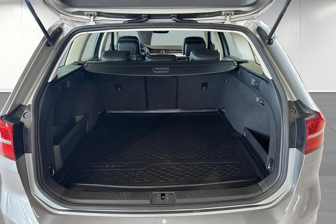 picture of a car