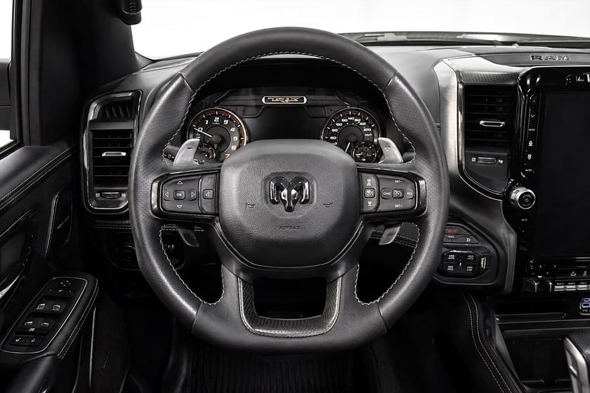 Bild 2 av RAM 1500 TRX 6.2L V8 Sandblast Edition 1/1000 Moms 711hk