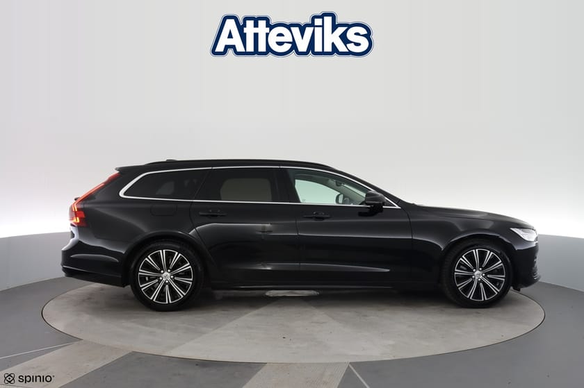 Bild 2 av Volvo V90 B4 197hk Momentum Advanced Kamera Drag Keyless Nav