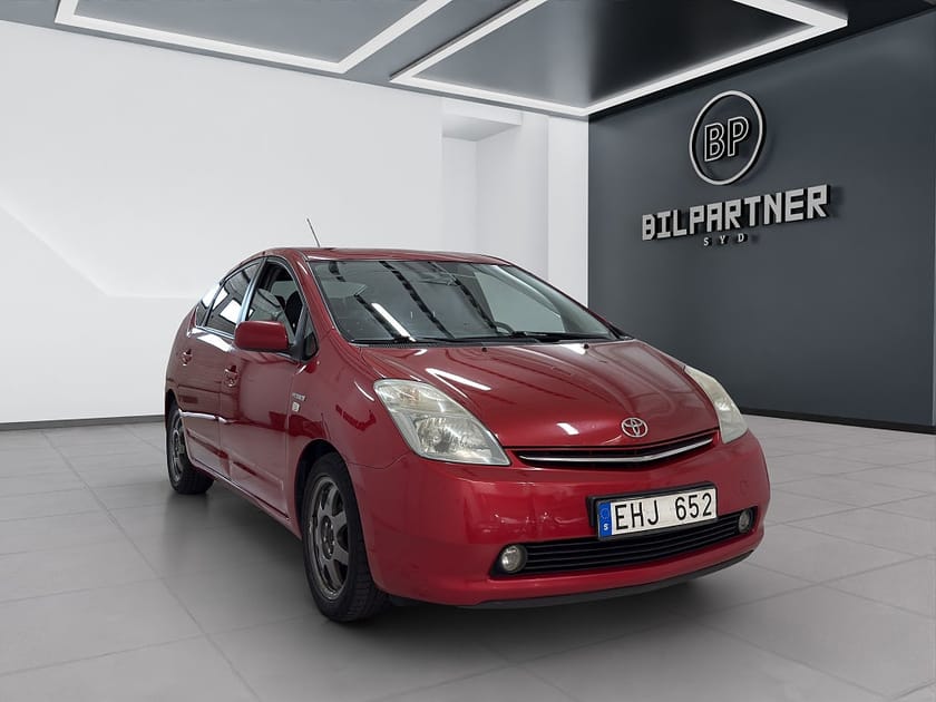 Bild 3 av Toyota Prius 1.5 VVT-i + 3CM CVT /1,95 % Ränta