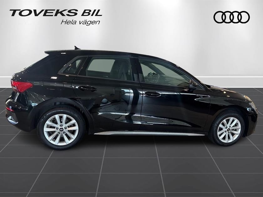Bild 2 av Audi A3 Sportback 35 TFSI - Automat - Nyservad!