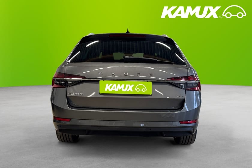 Bild 5 av Škoda Superb Kombi 2.0 TDI 4x4 Business MOMS 200hk Cockpit Drag Värmare Skinn