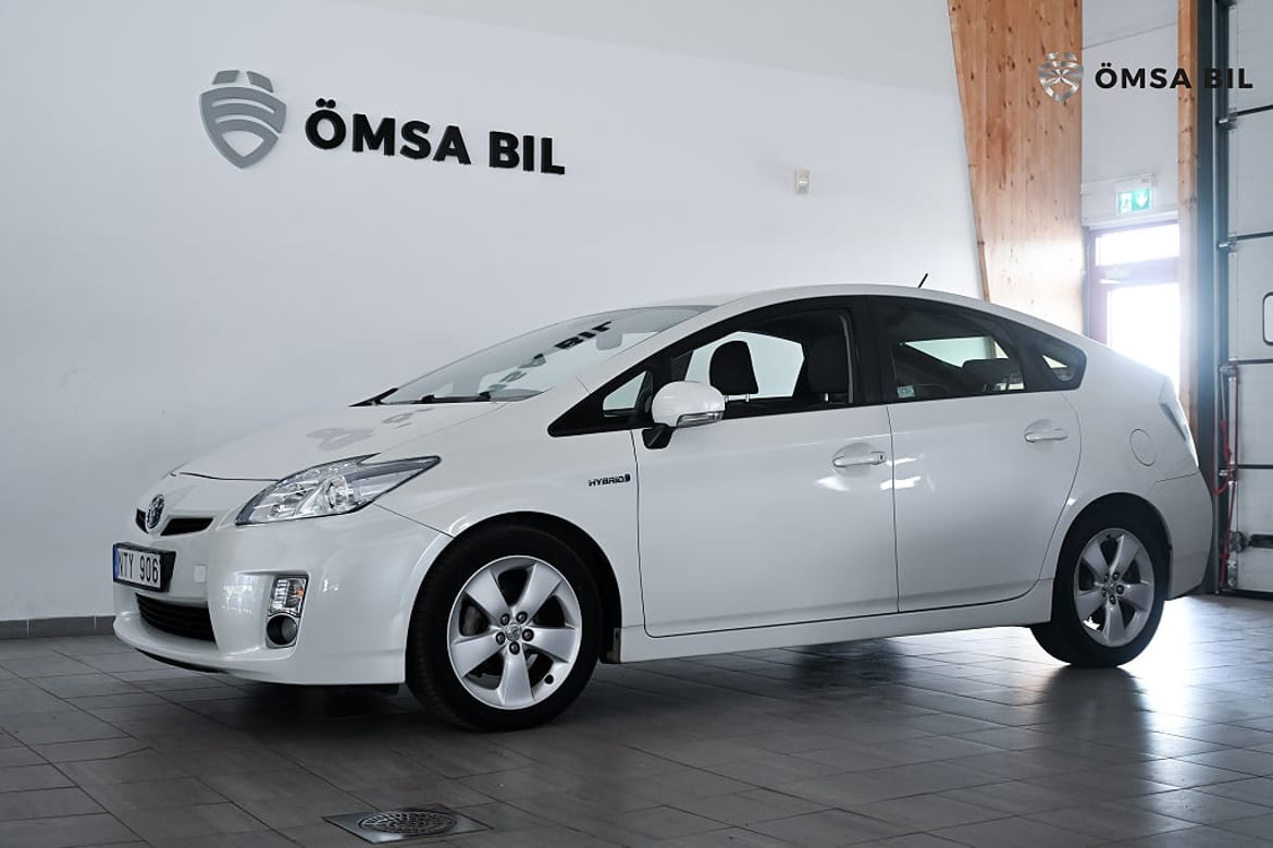 Toyota Prius 2012