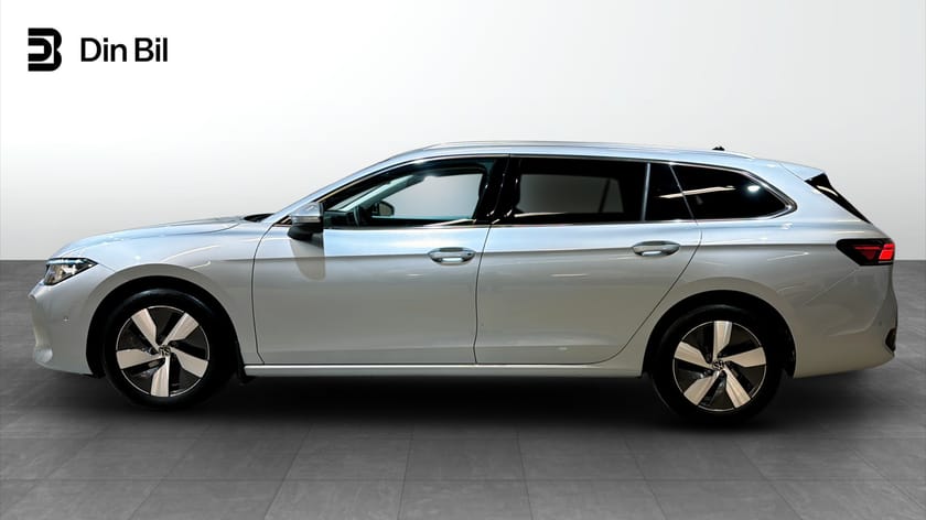 Bild 2 av Volkswagen Passat Sportscombi Business eTSI150 DSG Edition/Drag/P-värmare