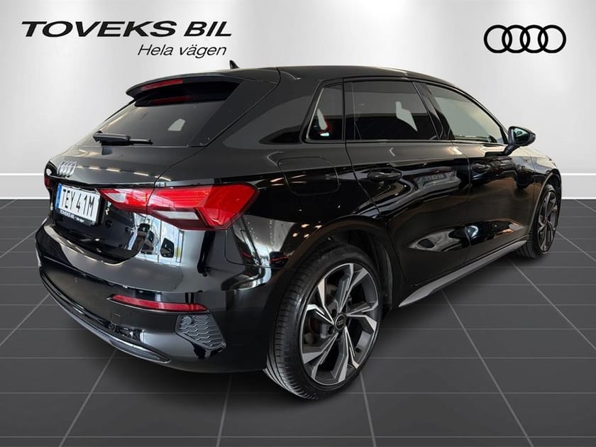 Bild 4 av Audi A3 Sportback 35 TFSI 1,5 150hk 18" 	Bang & Olufsen