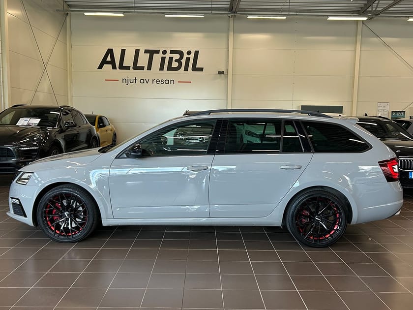 Bild 4 av Škoda Octavia Kombi Skoda RS 2.0 TDI AUT 4x4 RS Kamera/Navi/Värmare/Drag/Canton