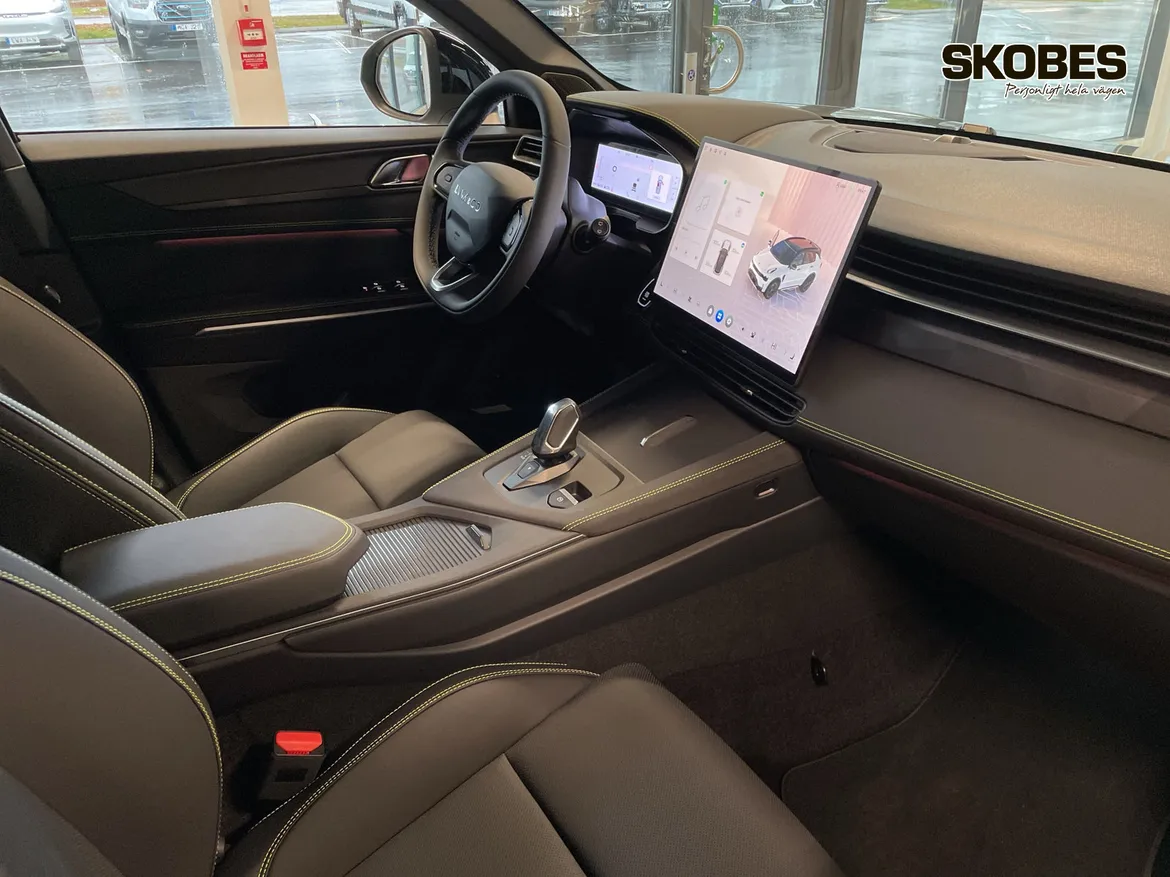 Lynk & Co 01 PHEV