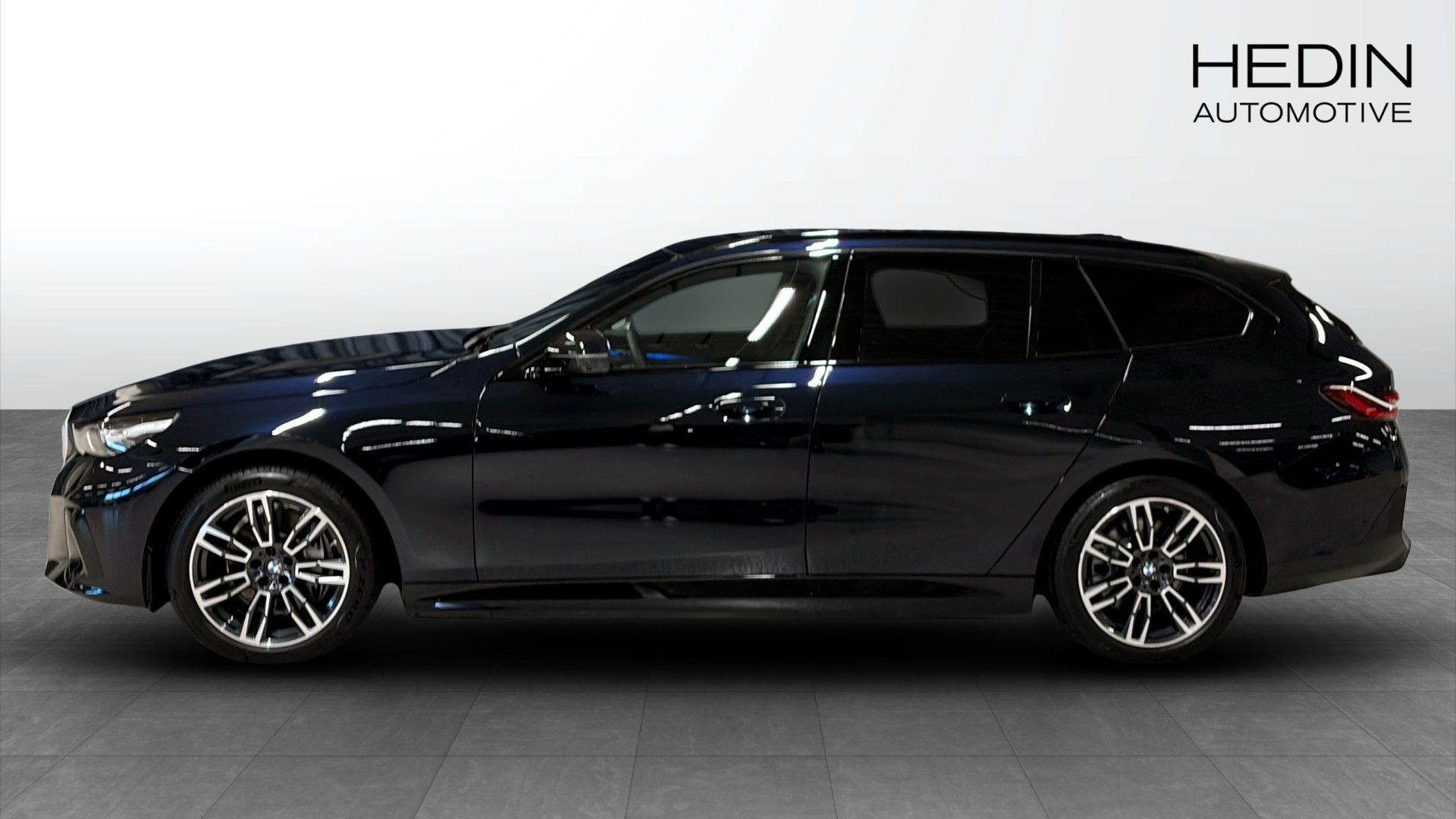 BMW i5 xDrive40 Touring M sport Drag 2026, bild 6/9