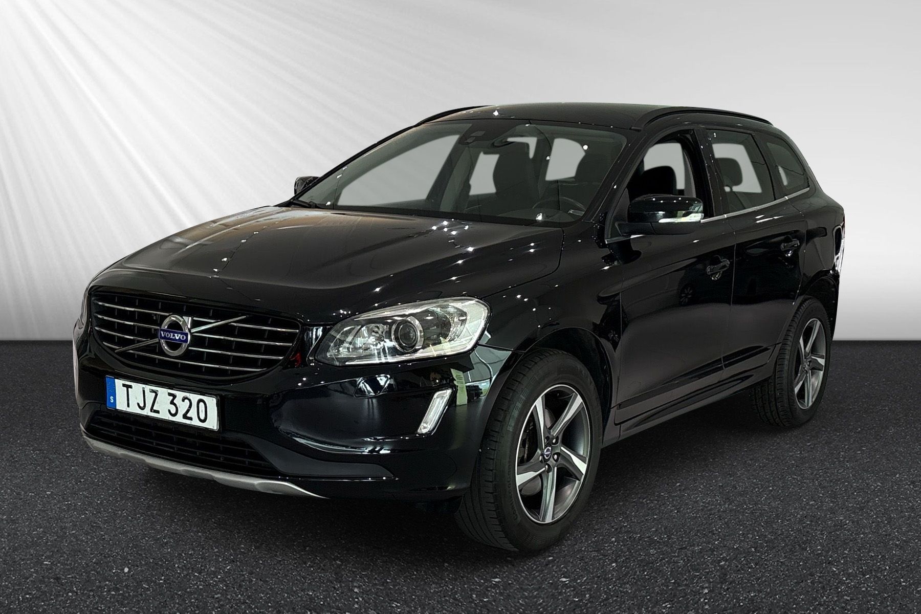 Volvo XC60 181 л.с.