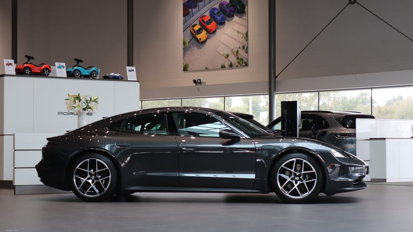 Bild 3 av Porsche Taycan