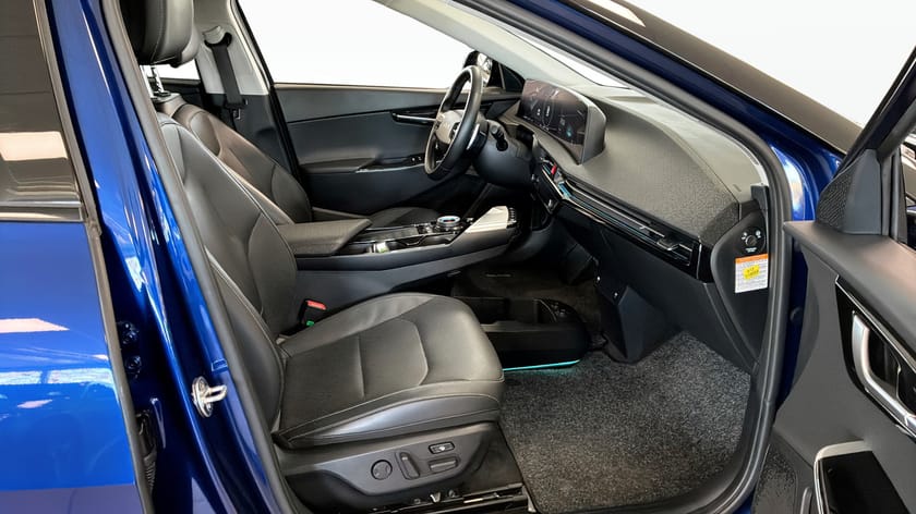 Bild 3 av Kia EV6 AWD PLUS 325 HK 77,4 kWh 360° NAVI GODKÄND