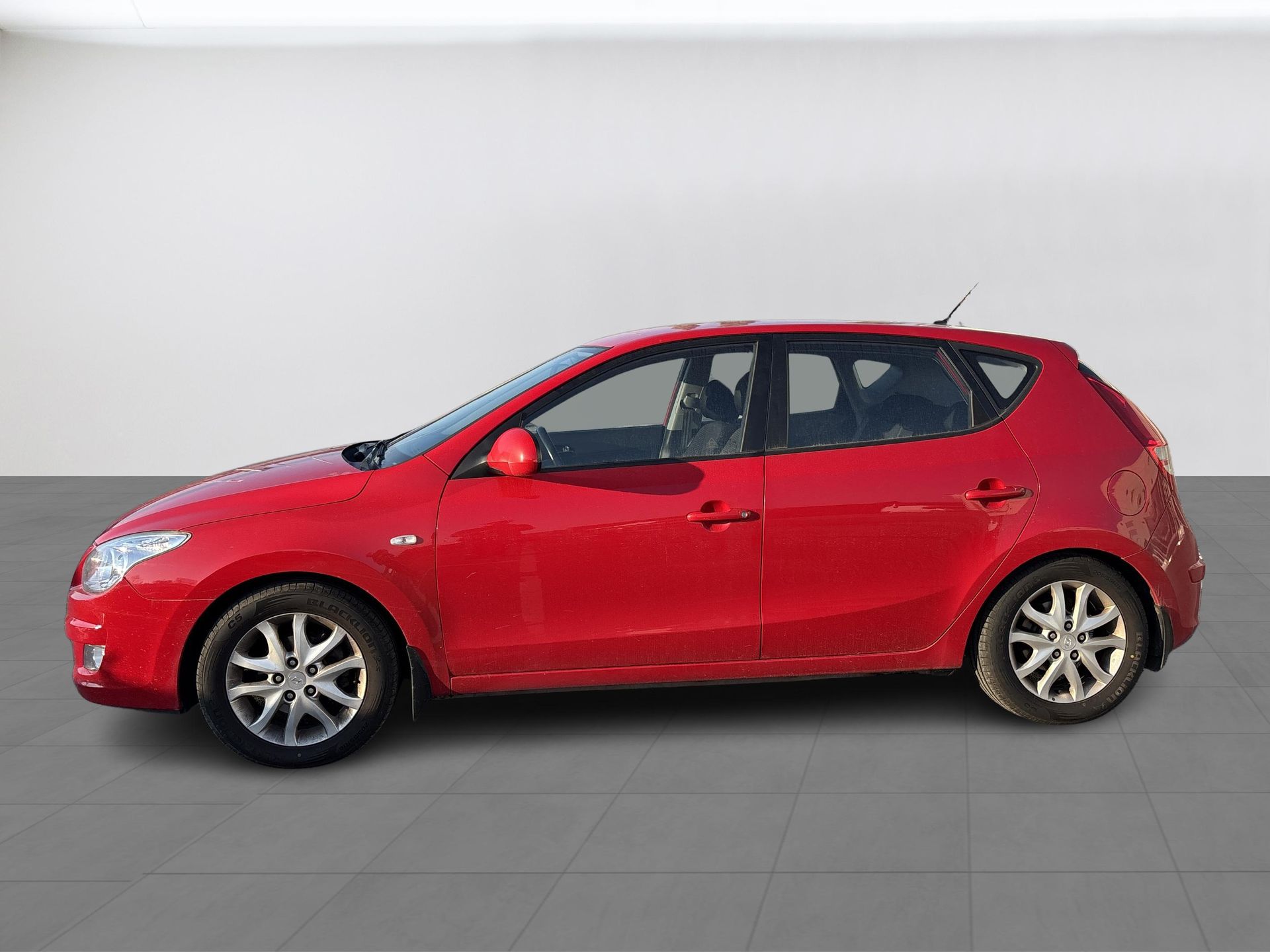 Hyundai i30 1.6 CRDi 2008, kuva 2/9