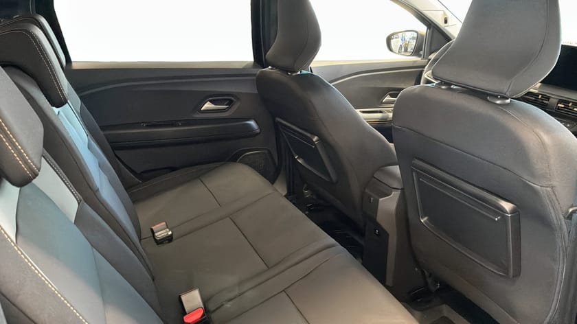 Bild 5 av Dacia Jogger 7-sätes EXTREME TCE 110 7-SITS *Privatleasing från 2790kr/mån*