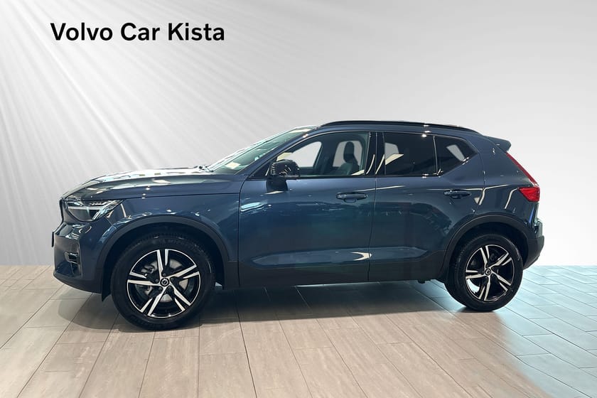 Bild 3 av Volvo XC40 B3 FWD Bensin Plus Dark 360Kamera