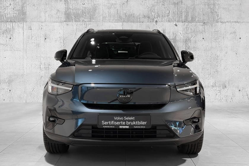 Bilde 3 av Volvo EX40 Twin Motor Performance Ultra Perf Black Edt KROK|PANO|20"|PIXEL|360|H&K|