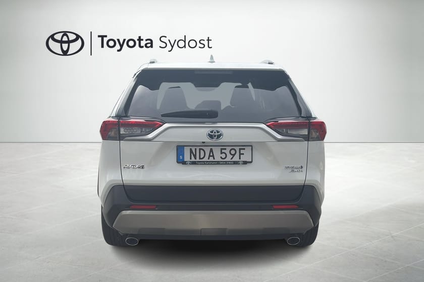 Bild 4 av Toyota RAV4 Hybrid AWD-i 360-kamera, Elstolar, JBL, Drag