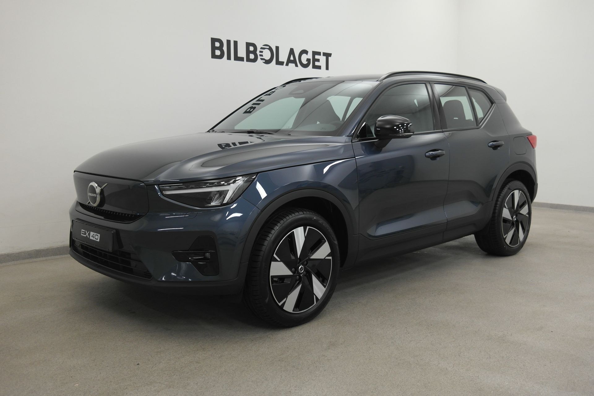 Volvo EX40