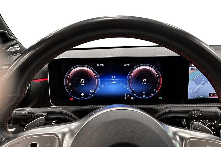Bild 5 av Mercedes-Benz A 200 AMG Line Pano Burmester Drag Navi Kamera