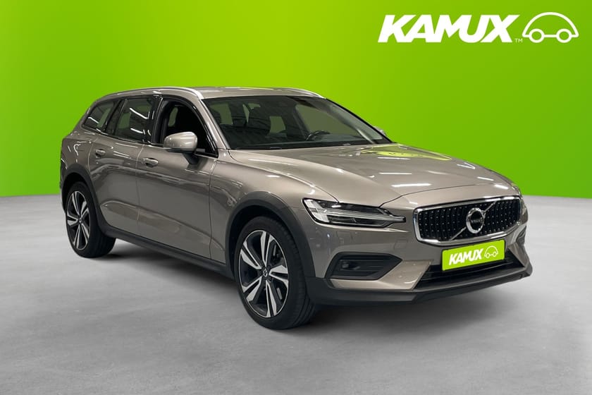 Bild 1 av Volvo V60 Cross Country D4 Momentum Läder Drag AWD 190hK