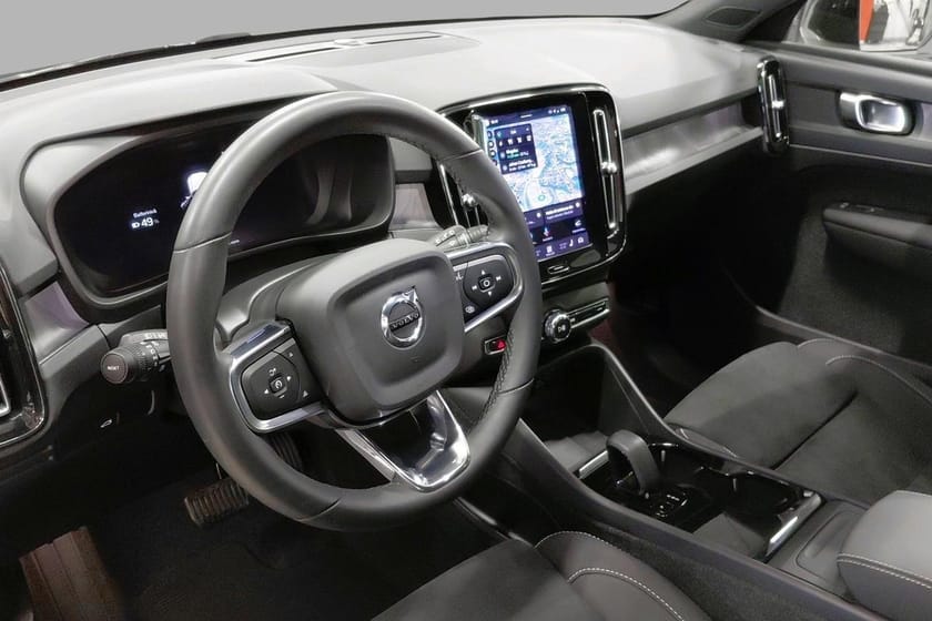 Bilde 5 av Volvo XC40 Recharge Twin 4x4 Plus Krok Apple Carplay