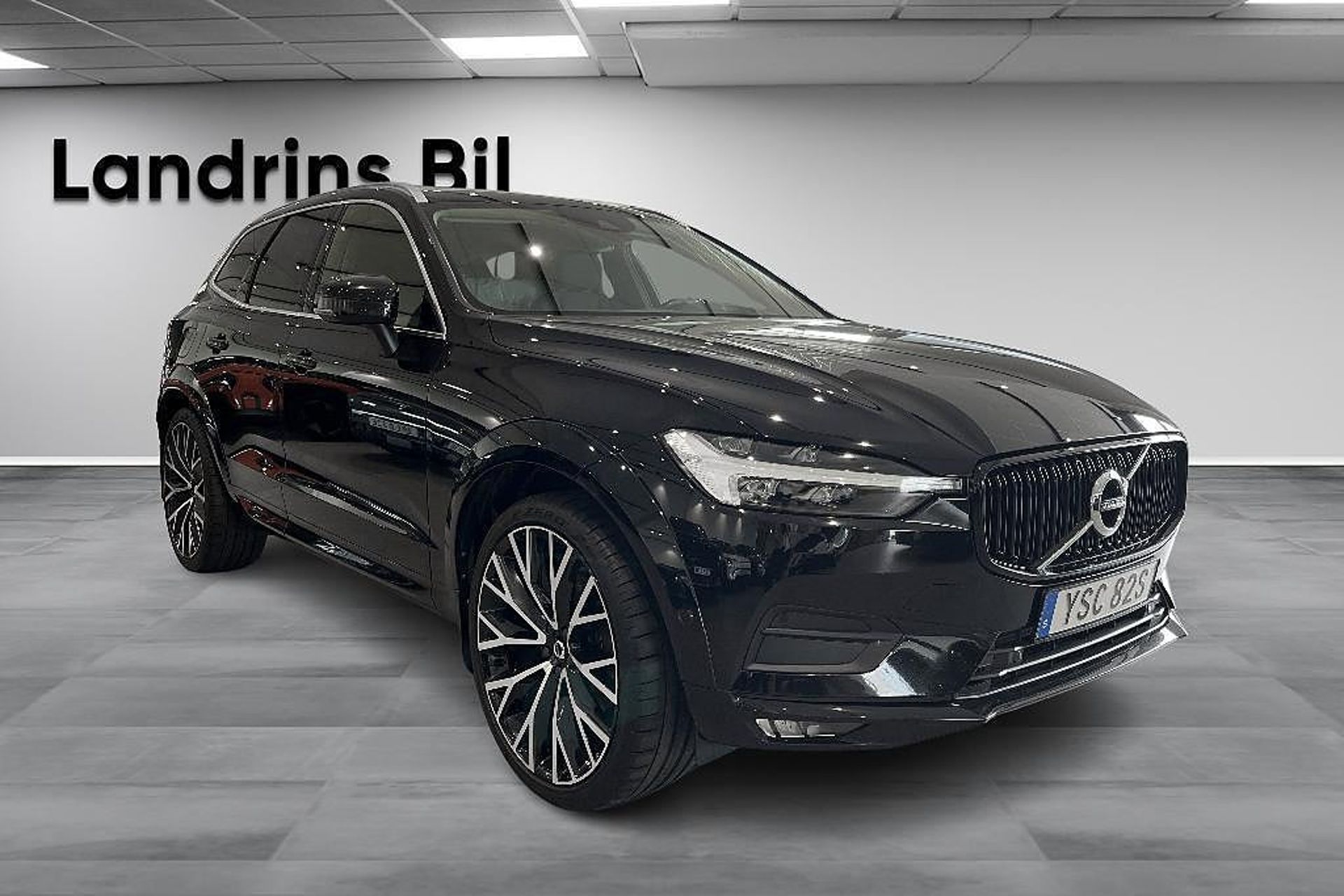 Volvo XC60 2021, bild 3/14
