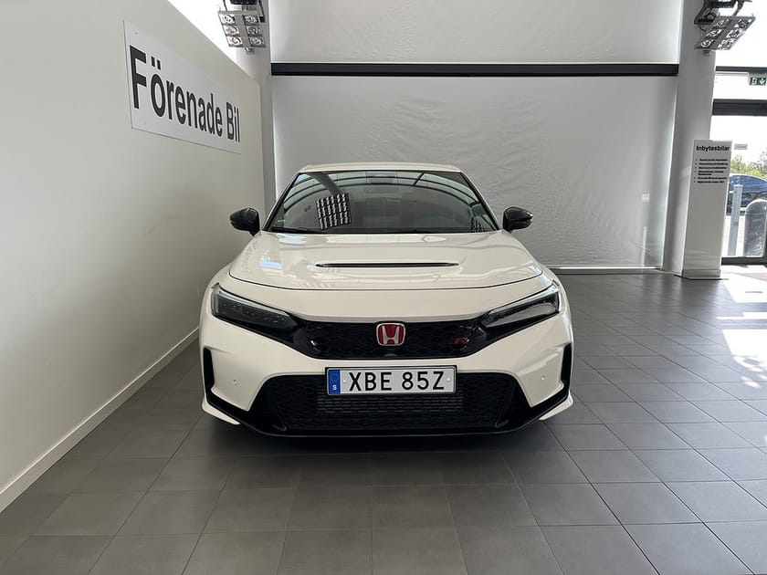 Bild 2 av Honda Civic Type R 329hk Manuell Sportstolar Backkamera