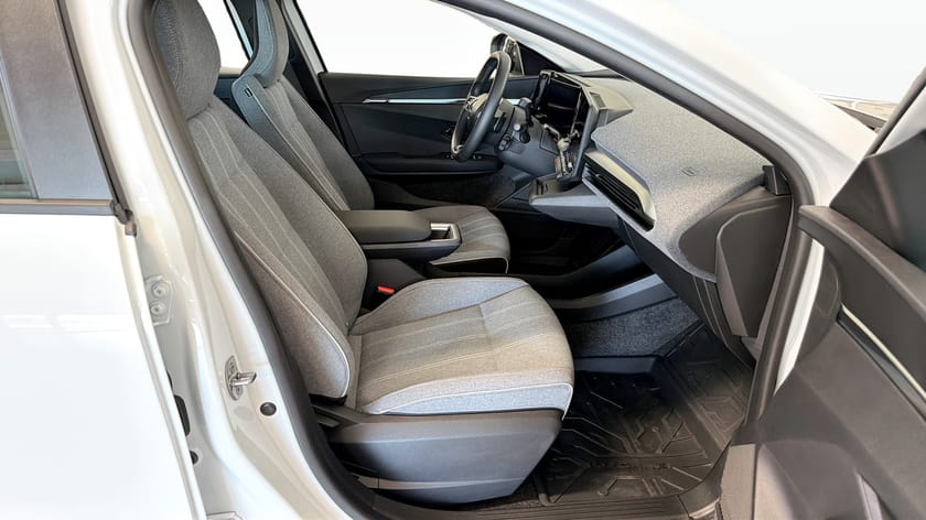 Bild 3 av Renault Mégane E-TECH 40KWH 130Hk / Backkamera / CarPlay / Farthållare