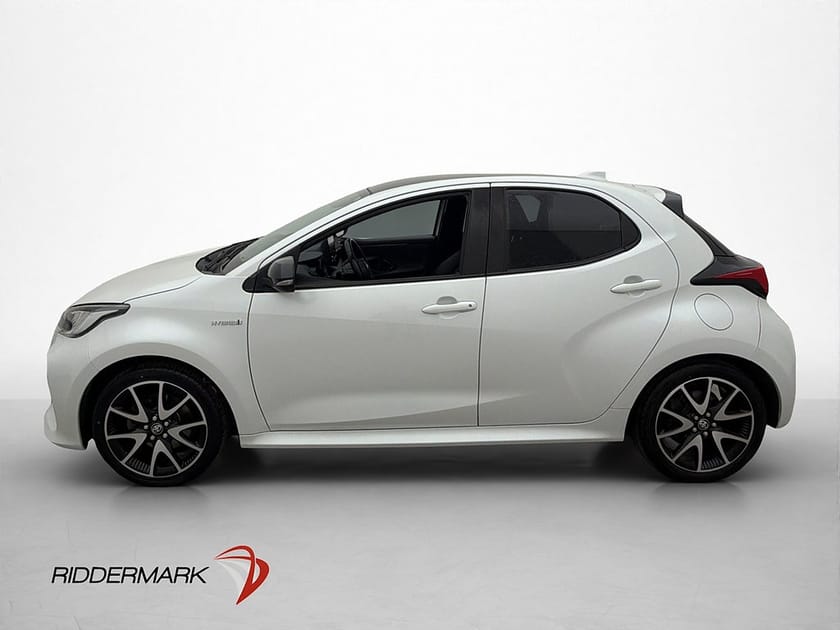 Bild 5 av Toyota Yaris Hybrid 116hk Style Pano JBL Kamera Halvskinn