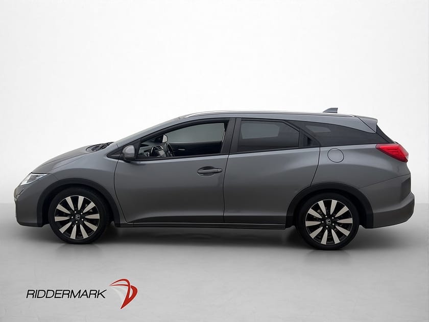 Bild 4 av Honda Civic Tourer 1.8 i-VTEC 142hk Drag Backkamera M-värmare