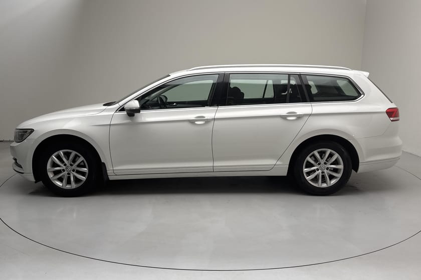 Bild 2 av Volkswagen Passat Sportscombi 1.4 TSI (150hk) Adaptiv farth. Drag