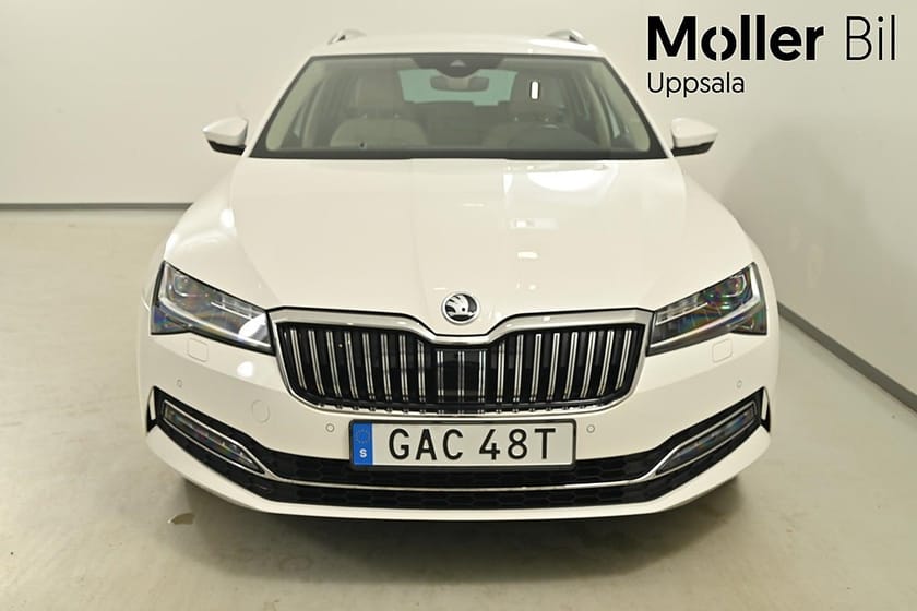 Bild 4 av Škoda Superb Kombi Skoda Combi Style 2.0 4x4 190hk, Drag, Värmare, B-kam