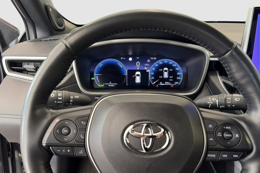 Bild 2 av Toyota Corolla Cross Hybrid AWD-i