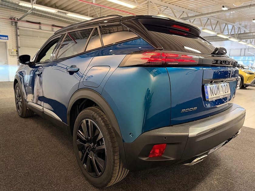 Bild 5 av Peugeot 2008 Hybrid 145 1.2 145hk GT | Vinterhjul | GPS | Kamera | DEMO